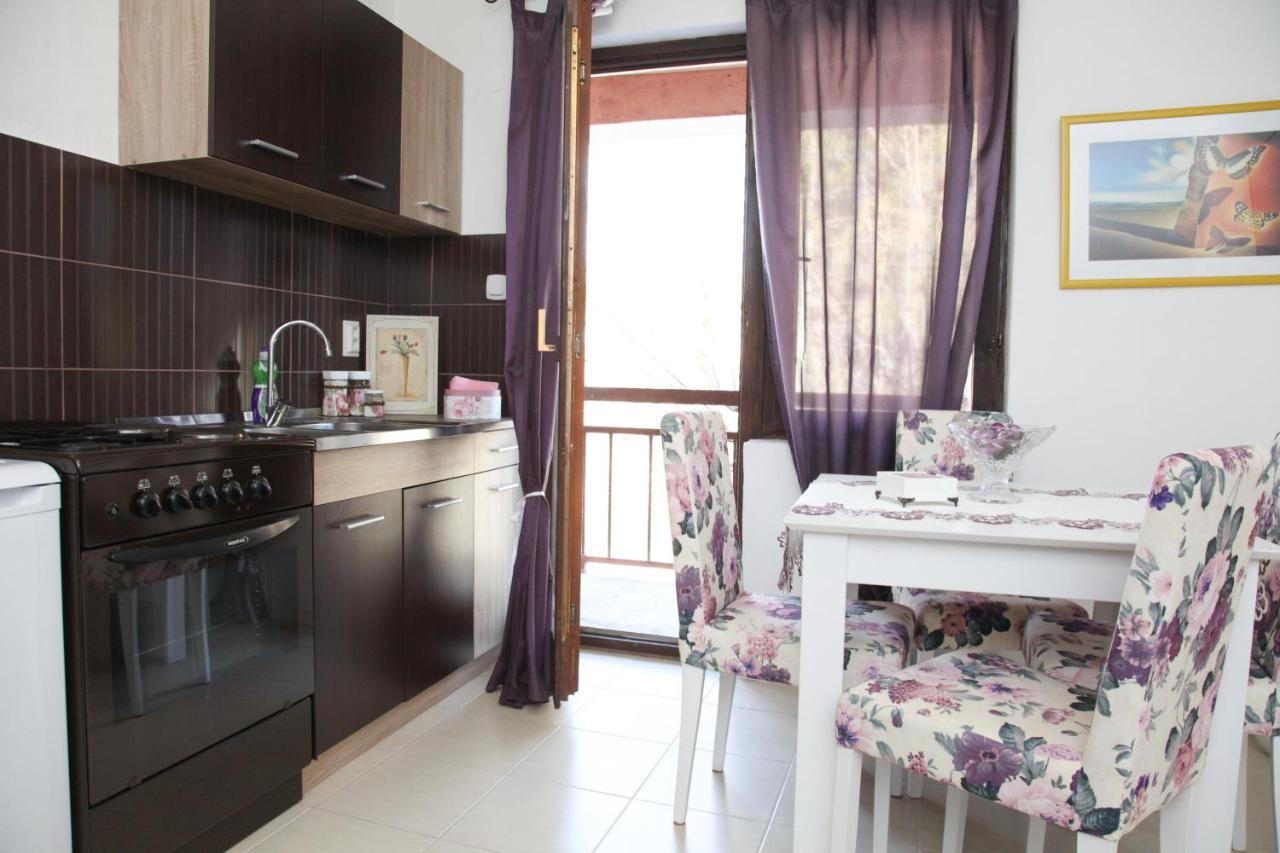 Apartment House Pravilovic